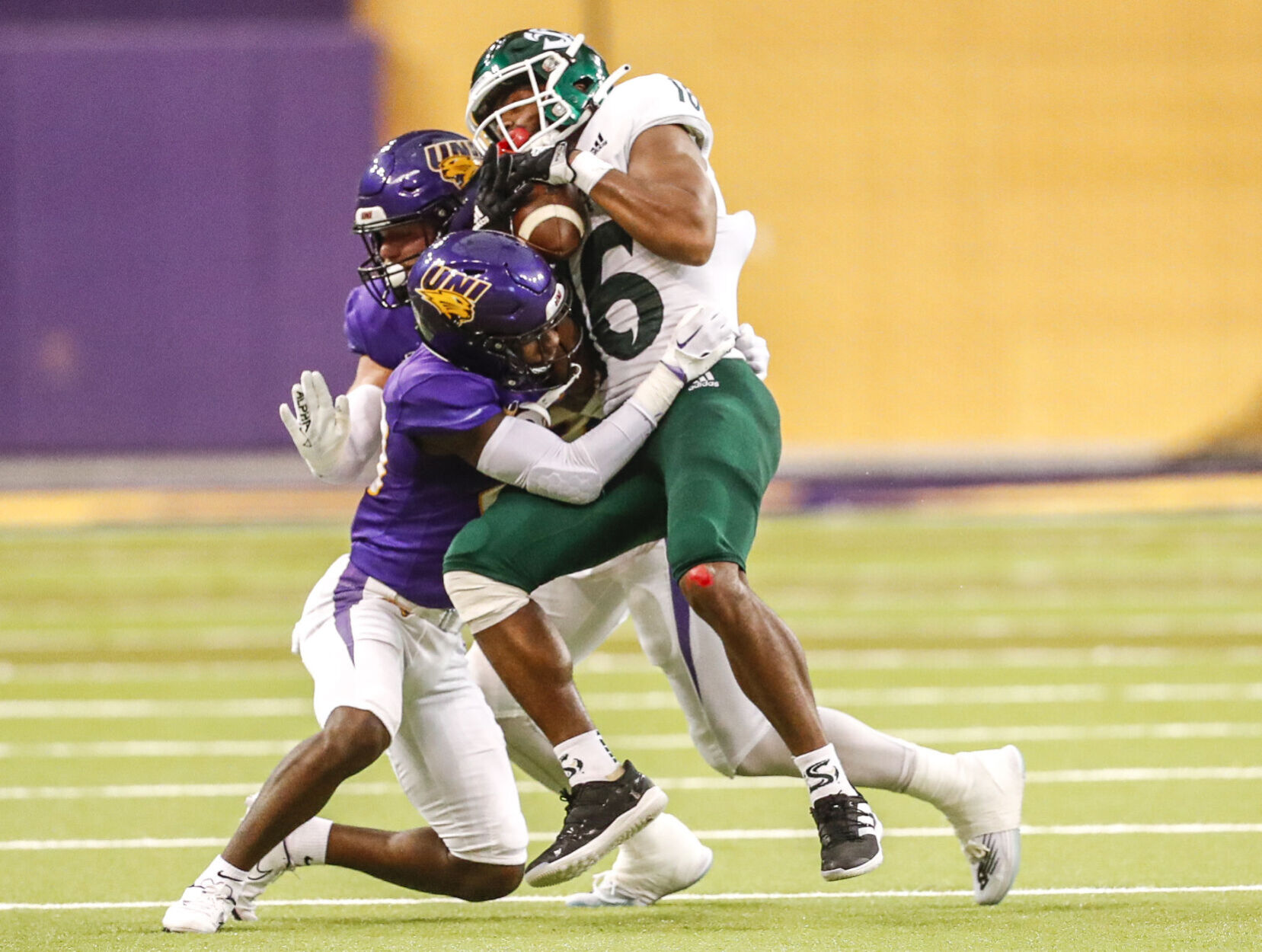 Fball UNI vs. Sacramento 8
